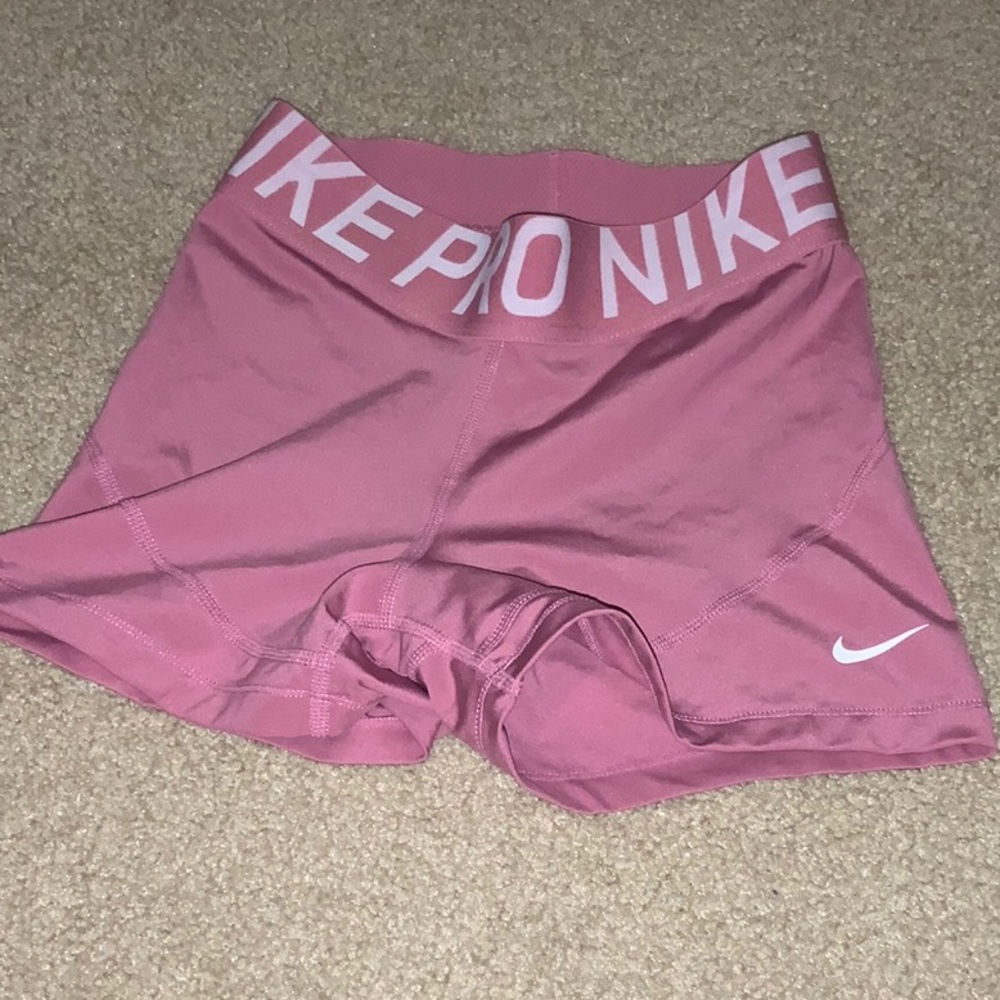 Pink Nike Pros!